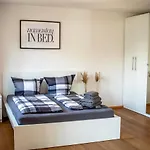 Boardinghouse Neuburg Pensión *