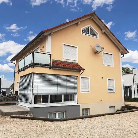 Boardinghouse Neuburg * Нойбург-ан-дер-Донау