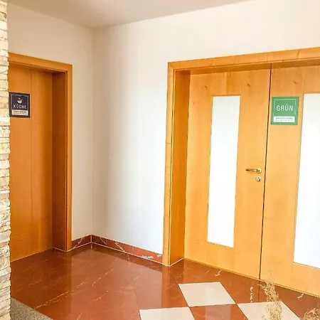 Boardinghouse Neuburg Гостевой дом Нойбург-ан-дер-Донау